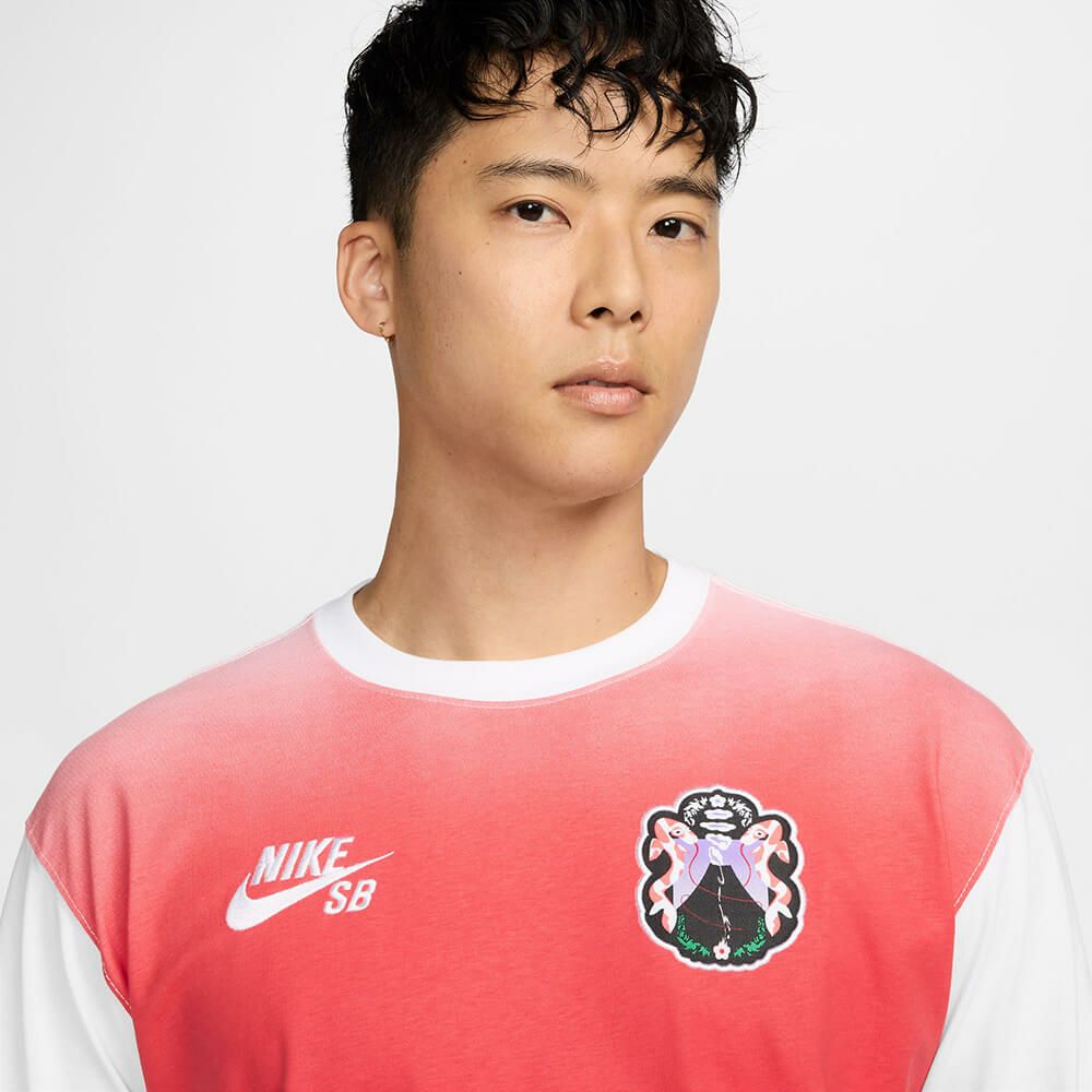 ナイキSB Tシャツ CREW JERSEY JAPAN　Tシャツ　ジュニアXL ナイキSB Tシャツ CREW JERSEY JAPAN Tシャツ ジュニアXL 楽天
