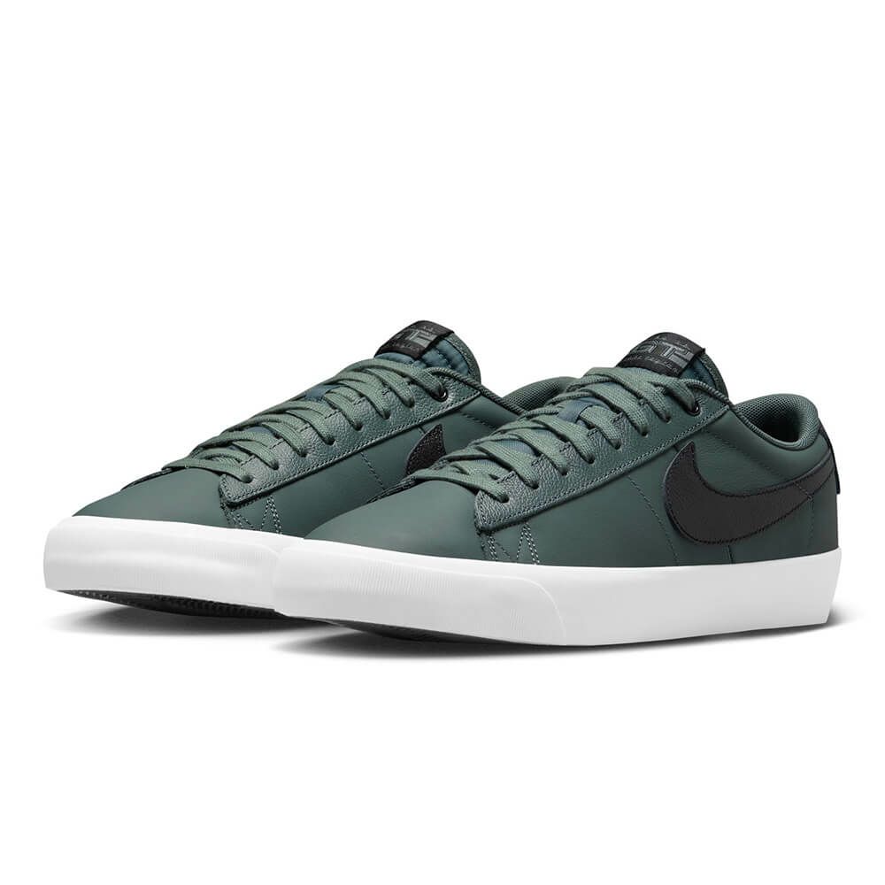 NIKE SB SHOES ナイキSB シューズ スニーカー BLAZER LOW PRO GT DV1226-300 VINTAGE GREEN/BLACK スケートボード スケボー