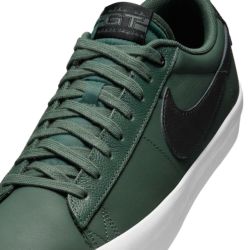 NIKE SB SHOES ナイキSB シューズ スニーカー BLAZER LOW PRO GT DV1226-300 VINTAGE GREEN/BLACK スケートボード スケボー 7