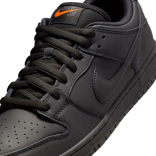 NIKE SB SHOES ナイキSB シューズ スニーカー DUNK LOW PRO ISO "TRIPLE BLACK" 黒/黒/黒 FJ1674-001 スケートボード スケボー 08