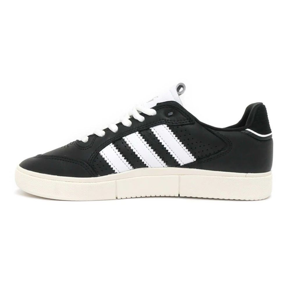 ADIDAS SKATEBOARDING SHOES アディダススケートボーディング シューズ スニーカー TYSHAWN LOW BLACK/WHITE/WHITE JQ1137 スケートボード スケボー 5